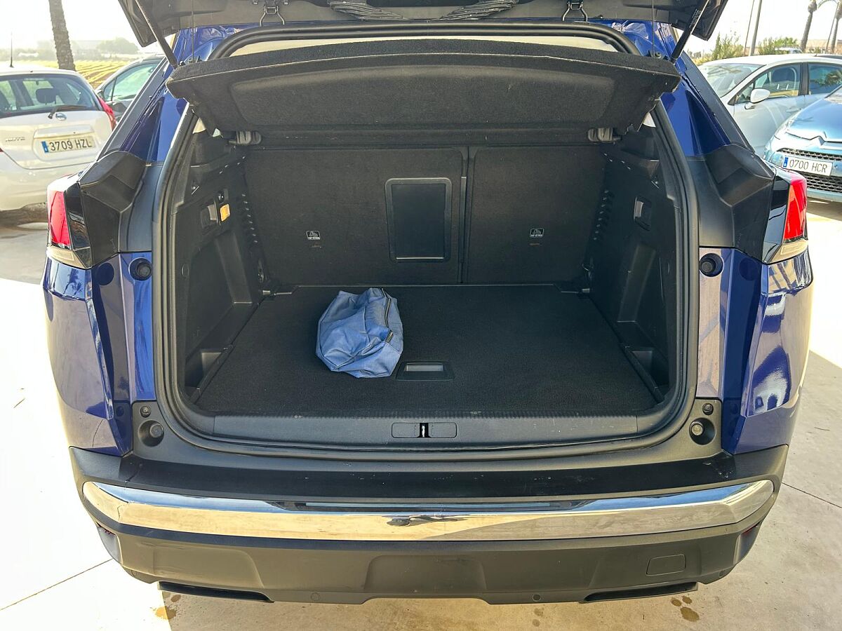 PEUGEOT 3008 ACTIVE 1.2 E-THP AUTO SPANISH LHD IN SPAIN 60000 MILES SUPERB 2020